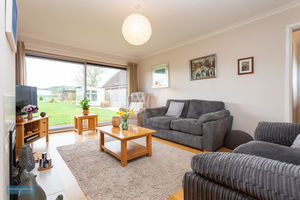 Sitting Room- click for photo gallery